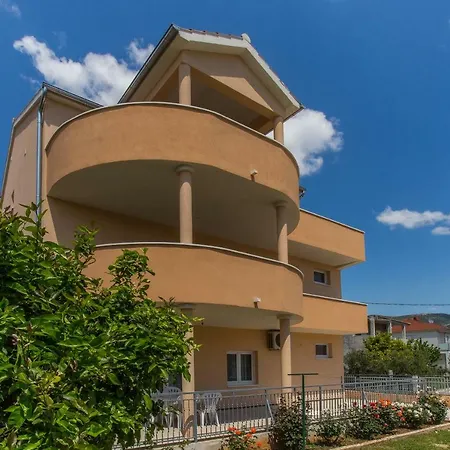 Apartman Visic 1692 Kaštela Exterior foto
