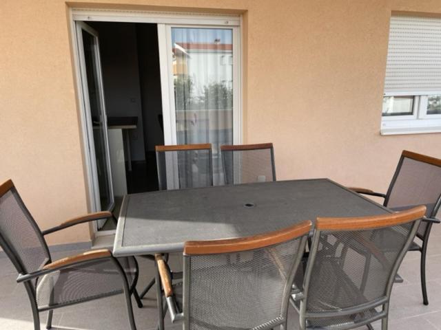 Apartment Visic 1692 Kastela